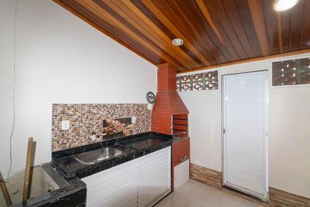 Casa de condomínio para alugar com 84m², 2 quartos e 1 vaga Casa de condomínio para alugar com 84m², 2 quartos e 1 vagaÁrea de Serviço