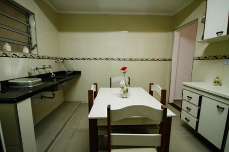 Cozinha de casa para alugar com 2 quartos, 70m² em Cidade Ocian, Praia Grande