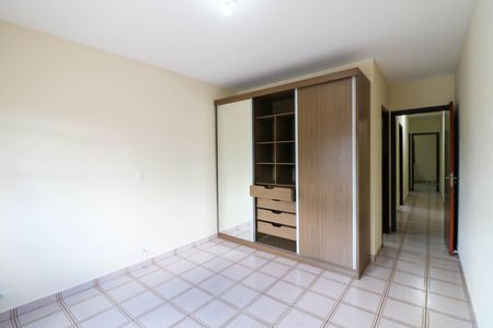 Casa para alugar com 157m², 4 quartos e 2 vagasQuarto 1 Suíte