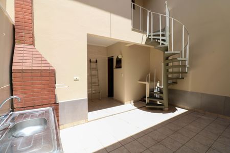 Casa para alugar com 157m², 4 quartos e 2 vagasQuintal