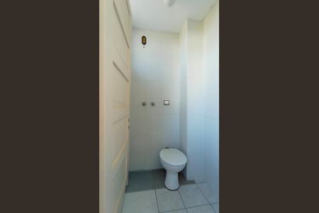 Apartamento à venda com 77m², 2 quartos e 1 vagaBanheiro auxiliar 