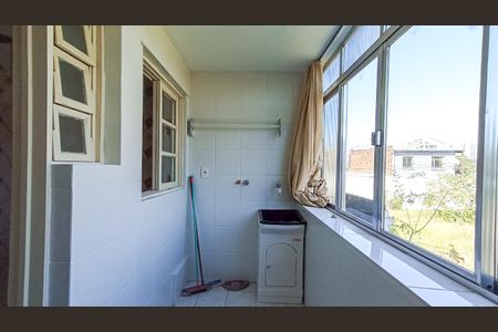 Apartamento à venda com 77m², 2 quartos e 1 vagaÁrea de Serviço