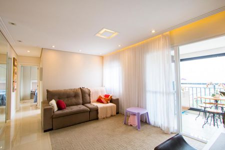 Sala de apartamento à venda com 2 quartos, 69m² em Campestre, Santo André