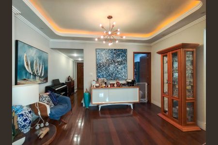 Apartamento à venda com 143m², 3 quartos e 2 vagas Apartamento à venda com 143m², 3 quartos e 2 vagasSala