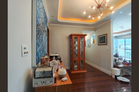 Apartamento à venda com 143m², 3 quartos e 2 vagas Apartamento à venda com 143m², 3 quartos e 2 vagasSala