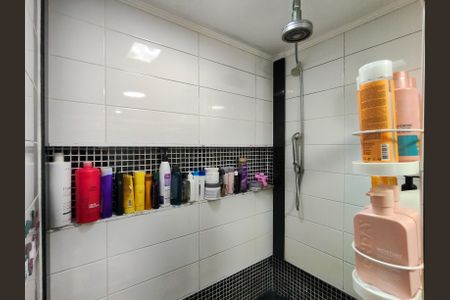 Apartamento à venda com 143m², 3 quartos e 2 vagas Apartamento à venda com 143m², 3 quartos e 2 vagasBanheiro da Suíte