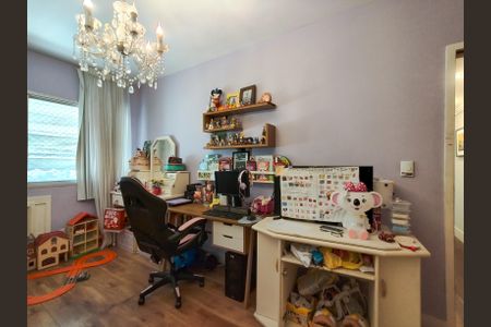 Apartamento à venda com 143m², 3 quartos e 2 vagas Apartamento à venda com 143m², 3 quartos e 2 vagasQuarto 1