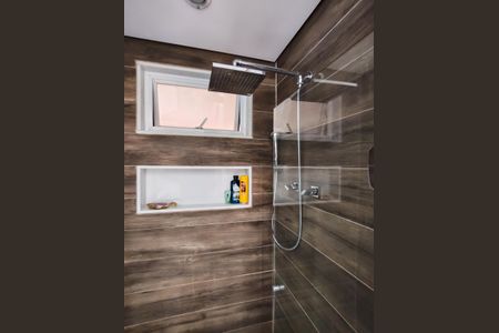 Apartamento à venda com 143m², 3 quartos e 2 vagas Apartamento à venda com 143m², 3 quartos e 2 vagasBanheiro Corredor