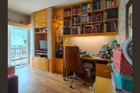 Apartamento à venda com 143m², 3 quartos e 2 vagas Apartamento à venda com 143m², 3 quartos e 2 vagasQuarto 2