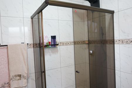 Casa à venda com 227m², 3 quartos e 5 vagasBanheiro da Suíte