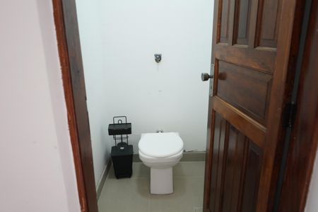 Casa à venda com 227m², 3 quartos e 5 vagasBanheiro