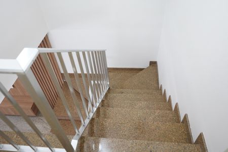 Casa à venda com 227m², 3 quartos e 5 vagasEscada