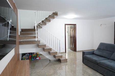 Casa à venda com 227m², 3 quartos e 5 vagasSala