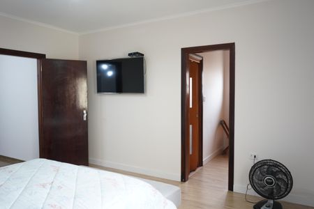 Casa à venda com 227m², 3 quartos e 5 vagasSuite