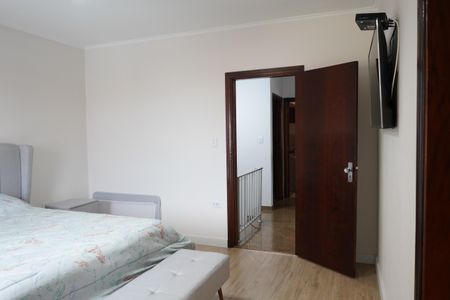 Casa à venda com 227m², 3 quartos e 5 vagasSuite