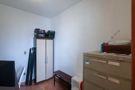 Apartamento à venda com 140m², 3 quartos e 2 vagas Apartamento à venda com 140m², 3 quartos e 2 vagasQuarto de Serviço