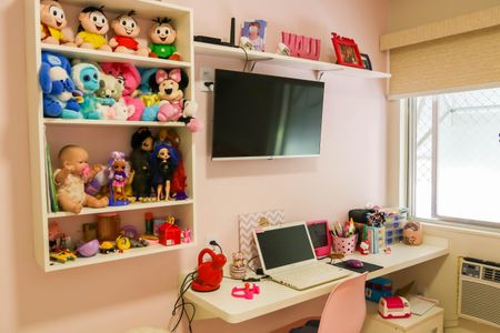 Apartamento à venda com 66m², 2 quartos e 1 vagaQuarto 2