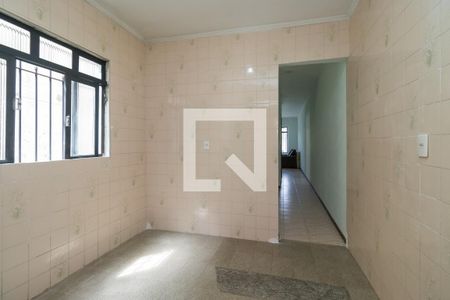 Casa à venda com 100m², 3 quartos e 1 vaga
