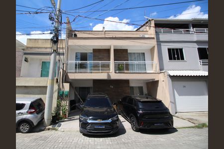 Casa de condomínio à venda com 120m², 2 quartos e 1 vagaFachada