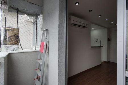 Apartamento à venda com 50m², 2 quartos e 1 vagaVaranda 