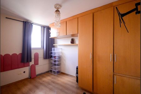 Quarto 2 de apartamento para alugar com 2 quartos, 60m² em Jardim Sao Saverio, São Paulo