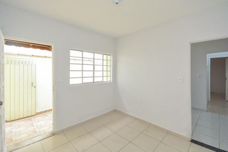 Sala de casa para alugar com 2 quartos, 65m² em Interlagos, São Paulo