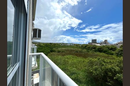 Suíte Varanda  de apartamento para alugar com 2 quartos, 72m² em Lagoa Pequena, Florianópolis