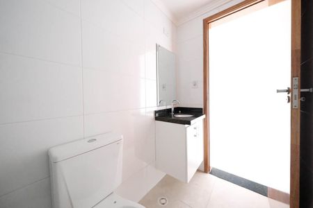 Casa para alugar com 37m², 2 quartos e sem vagaBanheiro