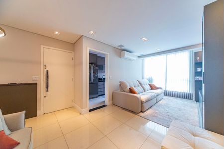 Apartamento à venda com 140m², 2 quartos e 4 vagasSala