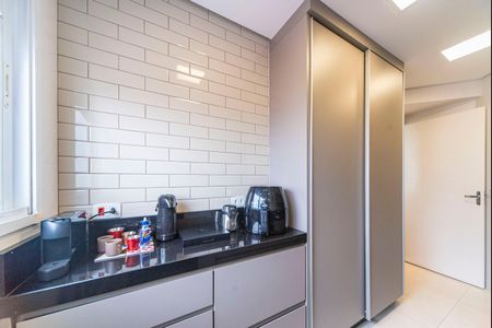 Apartamento à venda com 140m², 2 quartos e 4 vagasCozinha 