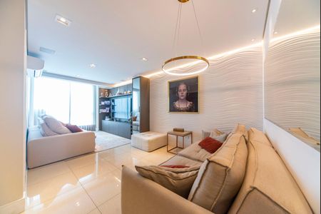 Sala de apartamento à venda com 2 quartos, 140m² em Campestre, Santo André