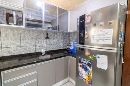 Casa de condomínio à venda com 90m², 3 quartos e sem vaga Casa de condomínio à venda com 90m², 3 quartos e sem vagaCozinha