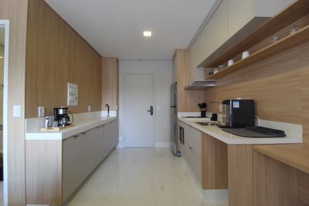 Cozinha de kitnet/studio à venda com 1 quarto, 27m² em Vila Olímpia, São Paulo