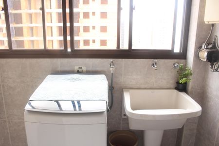 Apartamento à venda com 240m², 3 quartos e 4 vagasÁrea de Serviço