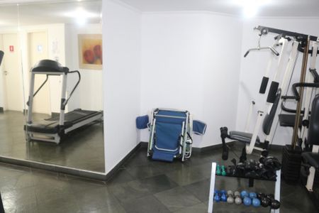 Apartamento à venda com 240m², 3 quartos e 4 vagasÁrea comum - Academia