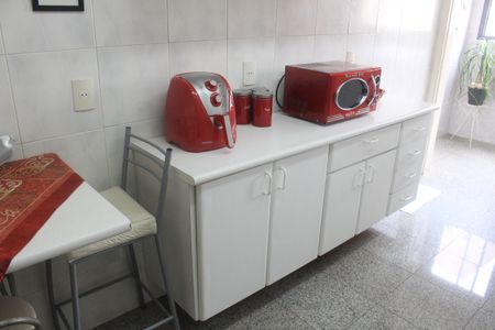 Apartamento à venda com 240m², 3 quartos e 4 vagasCozinha