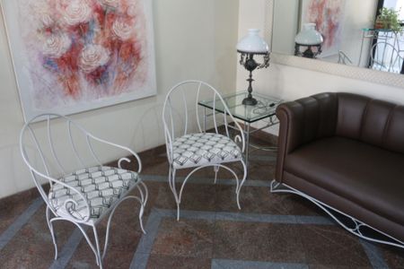 Apartamento à venda com 240m², 3 quartos e 4 vagasHall social