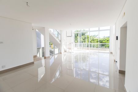 Sala  de casa de condomínio à venda com 4 quartos, 430m² em Residencial Burle Marx, Santana de Parnaíba