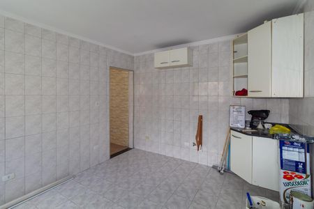 Casa à venda com 250m², 5 quartos e 2 vagas Casa à venda com 250m², 5 quartos e 2 vagasCozinha