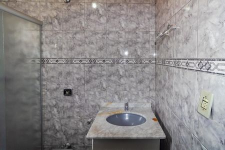 Casa à venda com 250m², 5 quartos e 2 vagas Casa à venda com 250m², 5 quartos e 2 vagasBanheiro 3