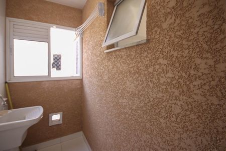 Apartamento para alugar com 40m², 2 quartos e 1 vagaÁrea de Serviço