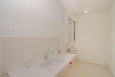 Apartamento para alugar com 42m², 2 quartos e 1 vaga Apartamento para alugar com 42m², 2 quartos e 1 vagaCozinha e Área de Serviço
