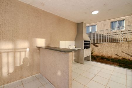 Apartamento para alugar com 42m², 2 quartos e 1 vaga Apartamento para alugar com 42m², 2 quartos e 1 vagaÁrea comum - Churrasqueira