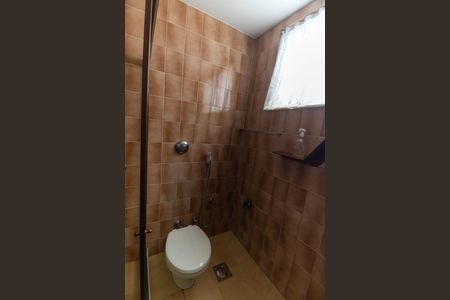 Apartamento à venda com 140m², 3 quartos e 1 vaga Apartamento à venda com 140m², 3 quartos e 1 vagaBanheiro da Suíte