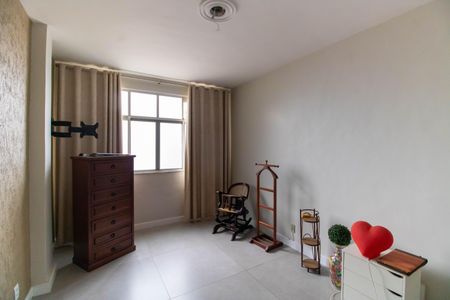 Apartamento à venda com 140m², 3 quartos e 1 vaga Apartamento à venda com 140m², 3 quartos e 1 vagaSuíte