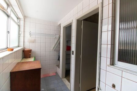 Apartamento à venda com 140m², 3 quartos e 1 vaga Apartamento à venda com 140m², 3 quartos e 1 vagaÁrea de Serviço