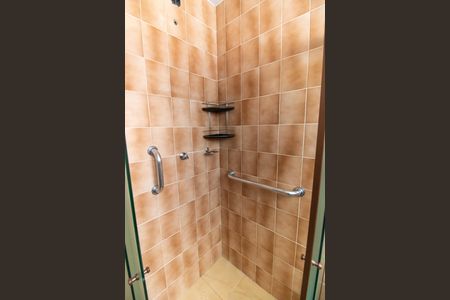 Apartamento à venda com 140m², 3 quartos e 1 vaga Apartamento à venda com 140m², 3 quartos e 1 vagaBanheiro da Suíte