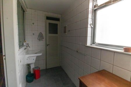 Apartamento à venda com 140m², 3 quartos e 1 vaga Apartamento à venda com 140m², 3 quartos e 1 vagaÁrea de Serviço