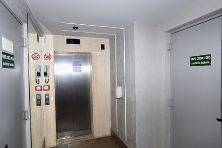 Apartamento para alugar com 134m², 2 quartos e 2 vagas Apartamento para alugar com 134m², 2 quartos e 2 vagasElevador