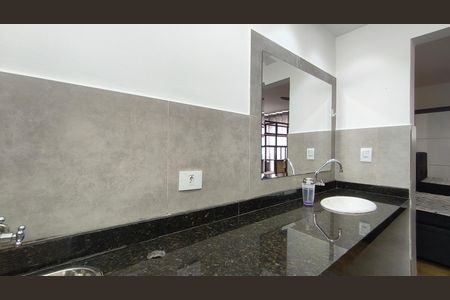 Studio para alugar com 38m², 1 quarto e sem vaga Studio para alugar com 38m², 1 quarto e sem vagaBanheiro